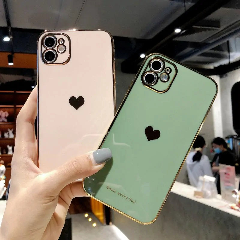 Electroplated Love Heart Phone Case iPhone Compatibility Electroplated love heart iPhone case, stylish and protective.