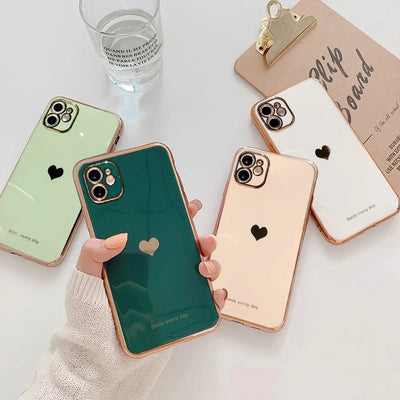 Electroplated Love Heart Phone Case iPhone Compatibility Electroplated love heart iPhone case, stylish and protective.