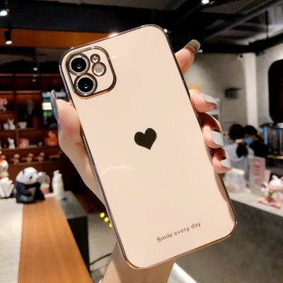 Electroplated Love Heart Phone Case iPhone Compatibility Electroplated love heart iPhone case, stylish and protective.
